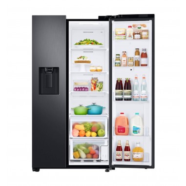 Heladera Side by Side de 585 L Family Hub Negro Jet El Family Hub™ con Wi-Fi